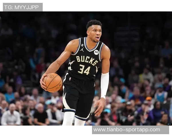 字母哥上半场表现平平11投7中仅得14分2篮板1助攻引发热议